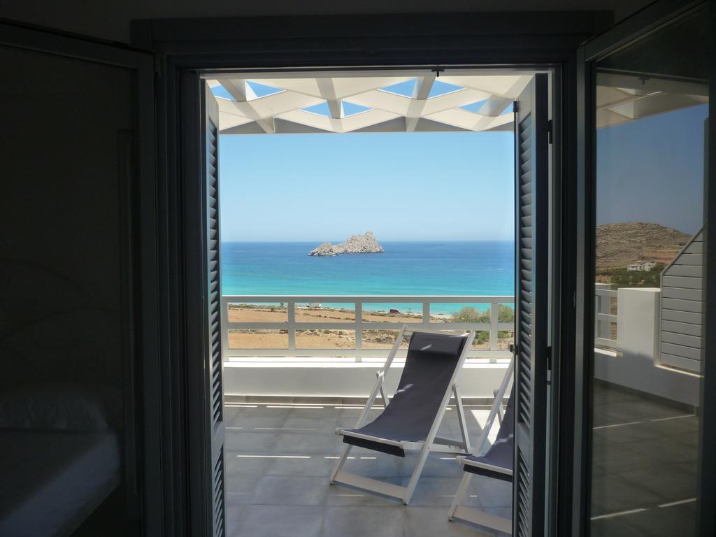 Ammothines Xerokampos (Crete)