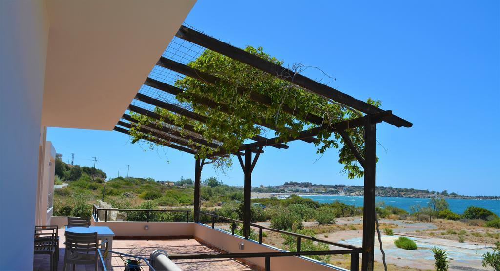 Villa-palaiochora Villa