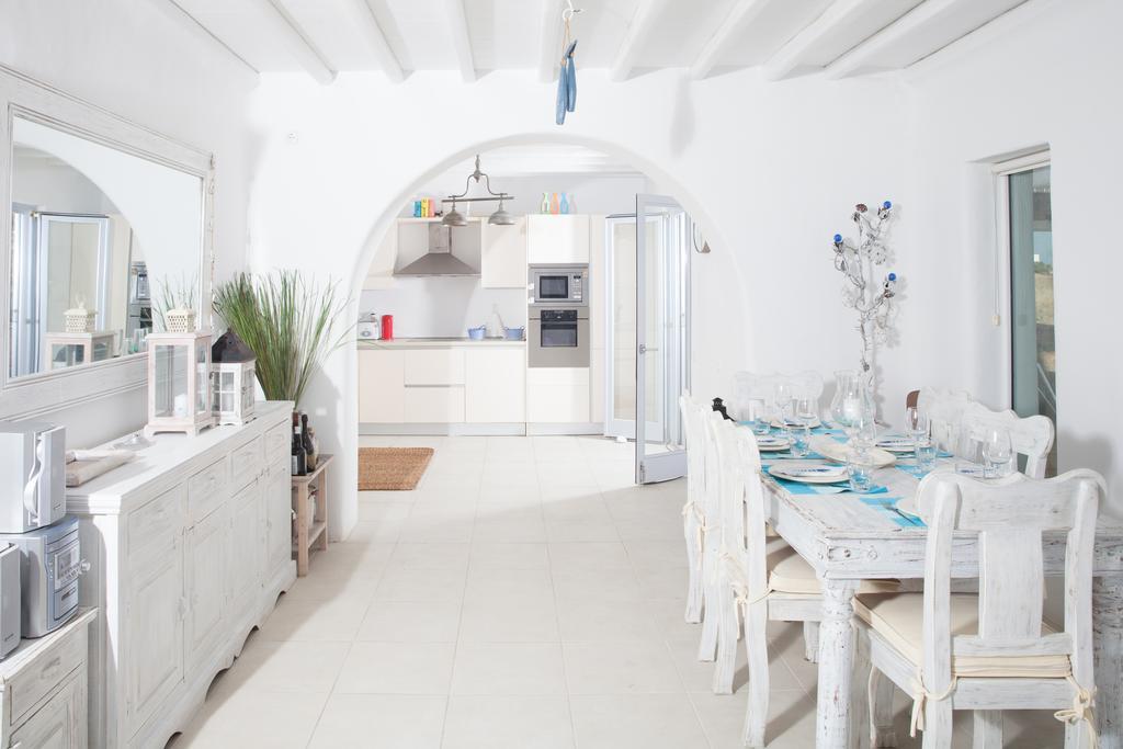 3 Bedroom Cycladic Lia Villa Kalafatis