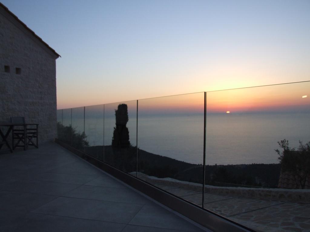 Villa Kampaki Stone Agios Nikitas