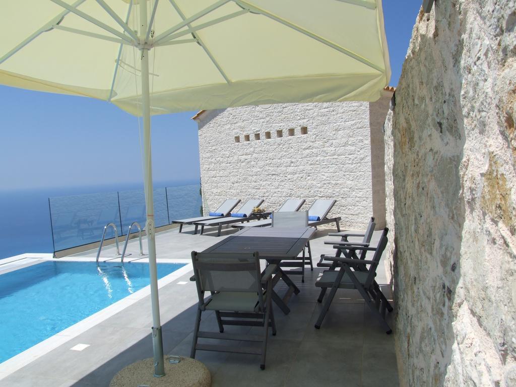 Kampaki Stone Villa Agios Nikitas