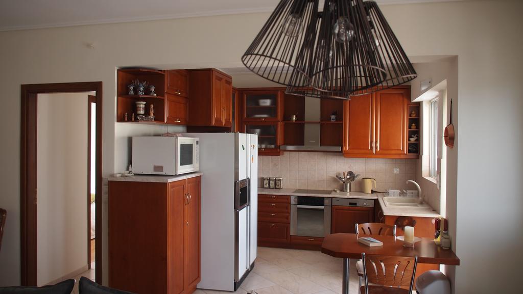 Glyfada Family Apartment