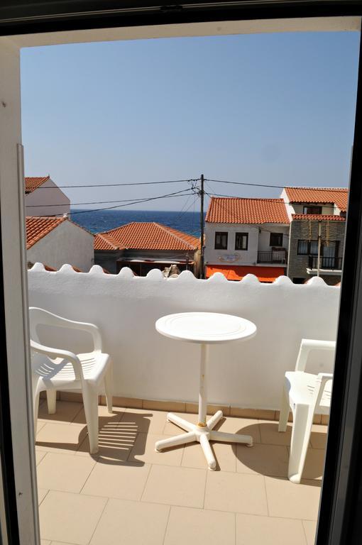 Dimitris Studios Apartment
