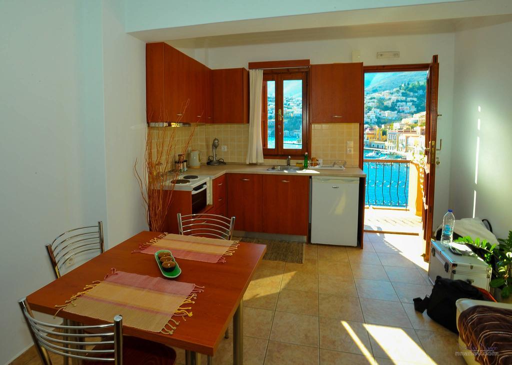 Kleanthi And Kostas Studios Apartment *