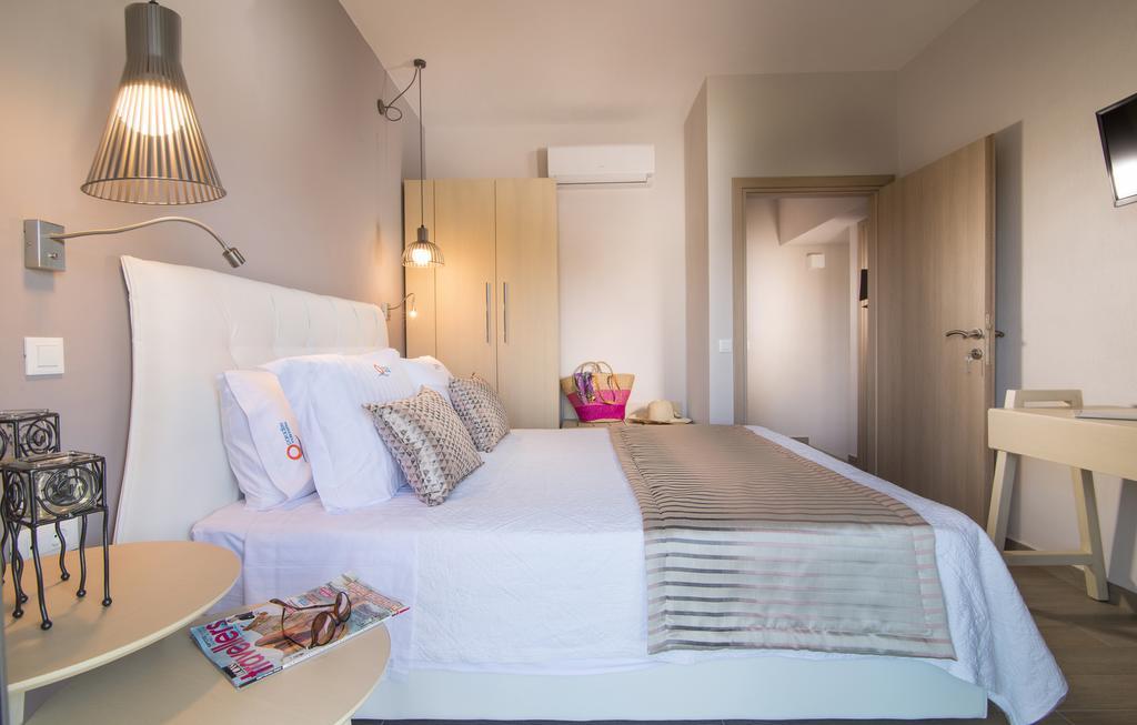 Paradise Maisonettes * Neos Marmaras