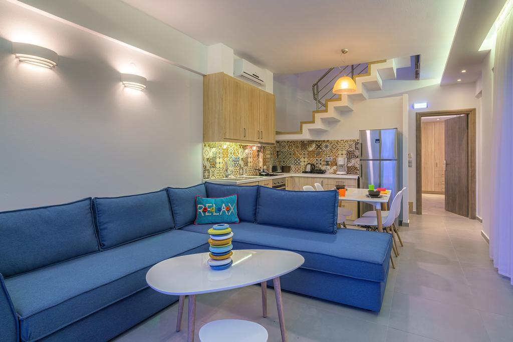 Seaside Residences Villa *