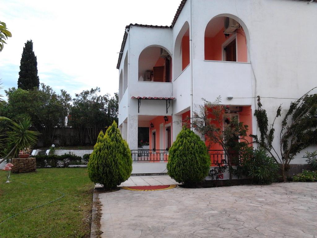 Digkas Apartment *