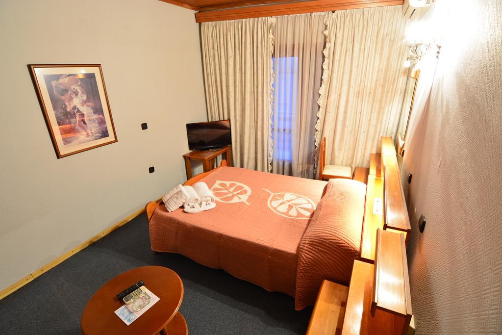 Apollon Hotel 3*