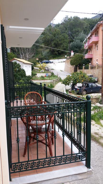 Diamantis Studios * Parga