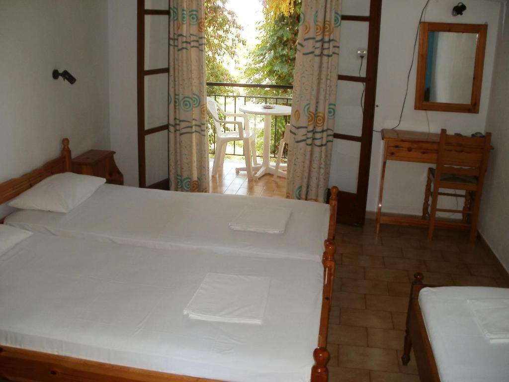 Apartment Dimitris *