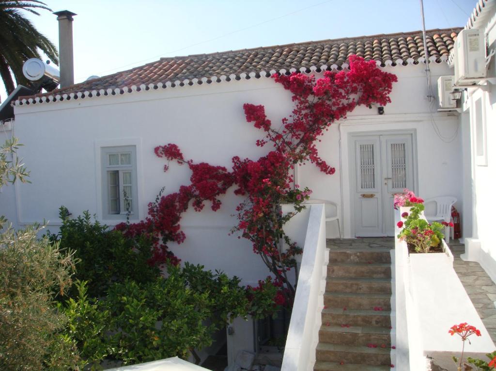 Christina 3* Spetses Town