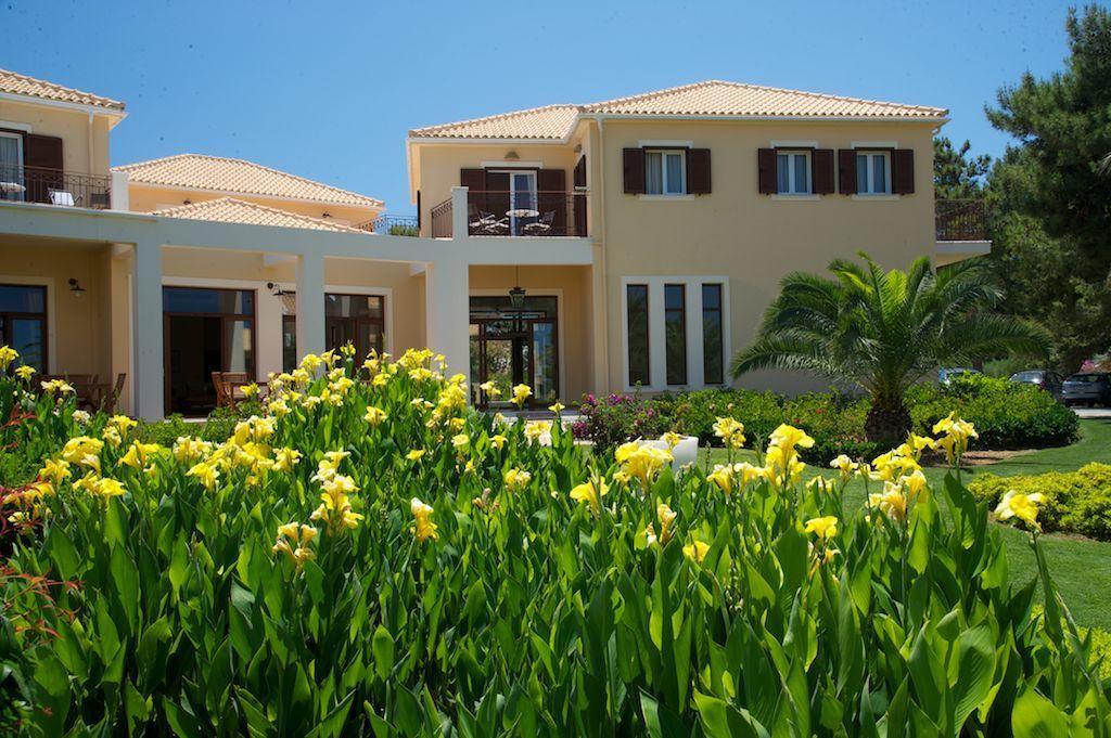 Hotel Enalion Suites 3*