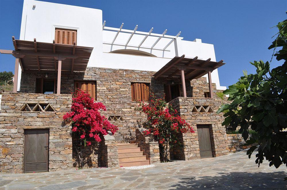 Cavo Perlevos Studios Otzias