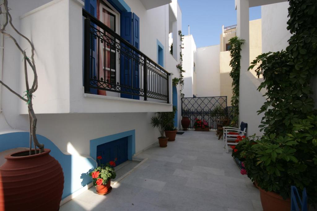 Antonio * Naxos City