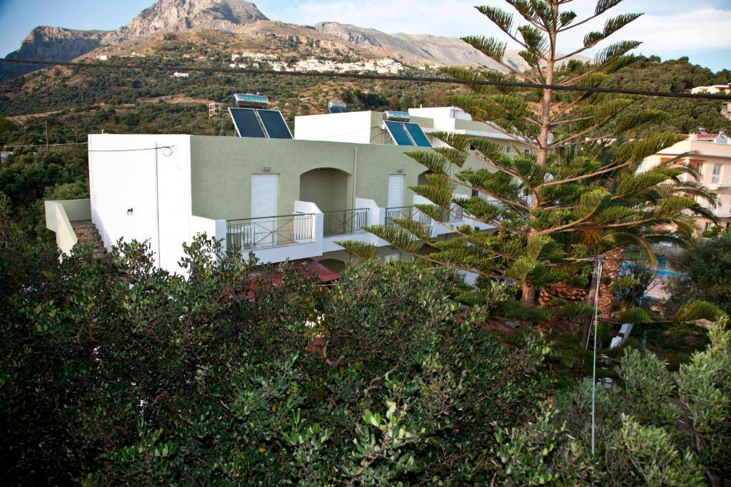 Aparthotel Manolis