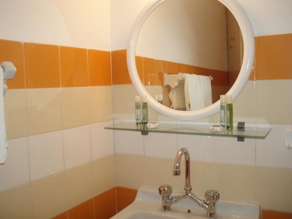 Aparthotel Scorpios & Samos Town
