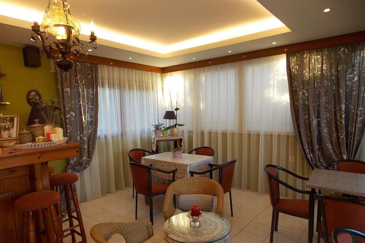 John Mary Aparthotel