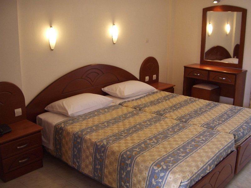 Damia Hotel