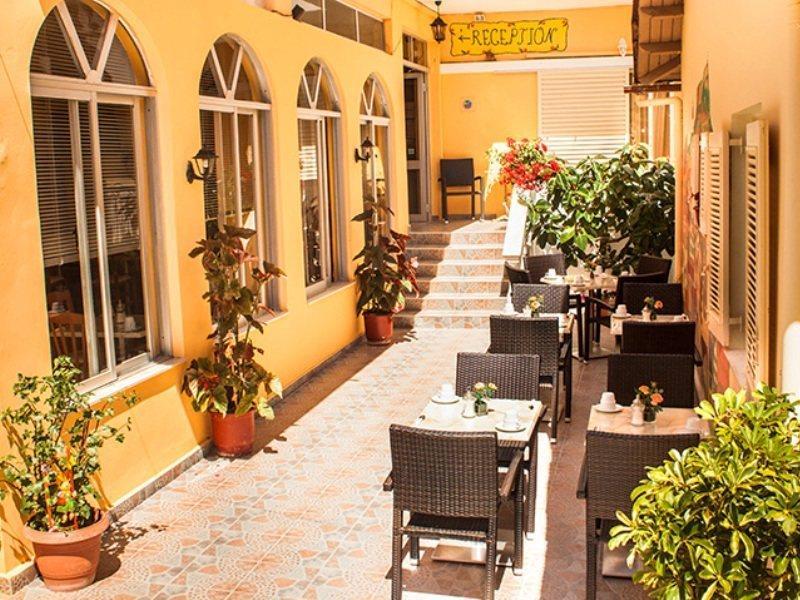Aparthotel Bella Vista & 2*