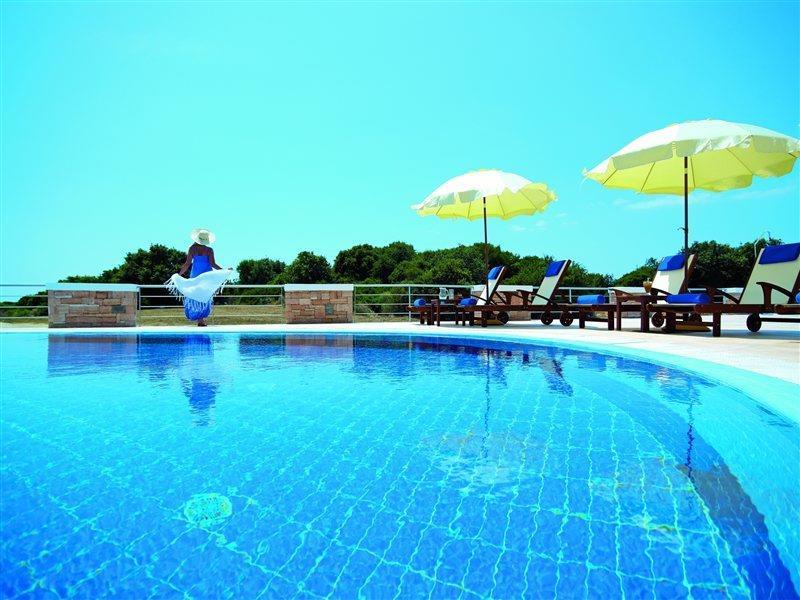 Ionian Theoxenia 4*
