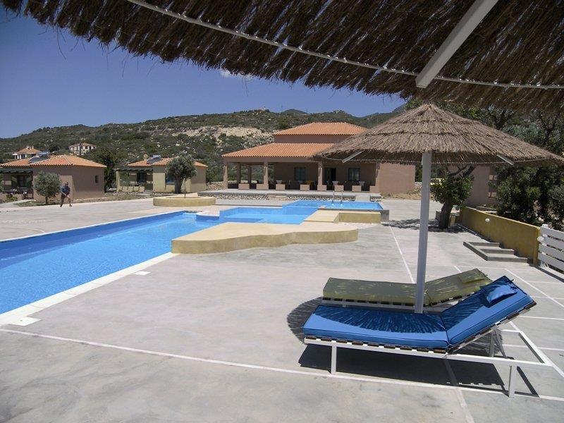 Hotel Mandilada Village
