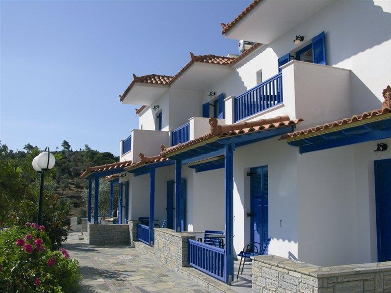 Aparthotel Sunrise Limnionas