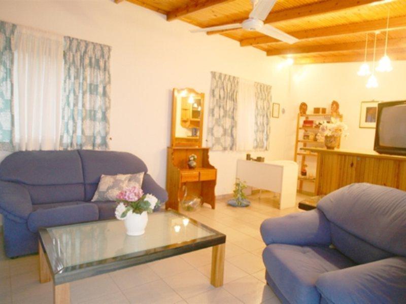 Mary Anna Apartment
