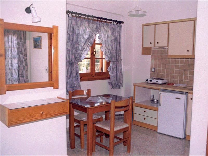 Seven Flowers Apartment *
