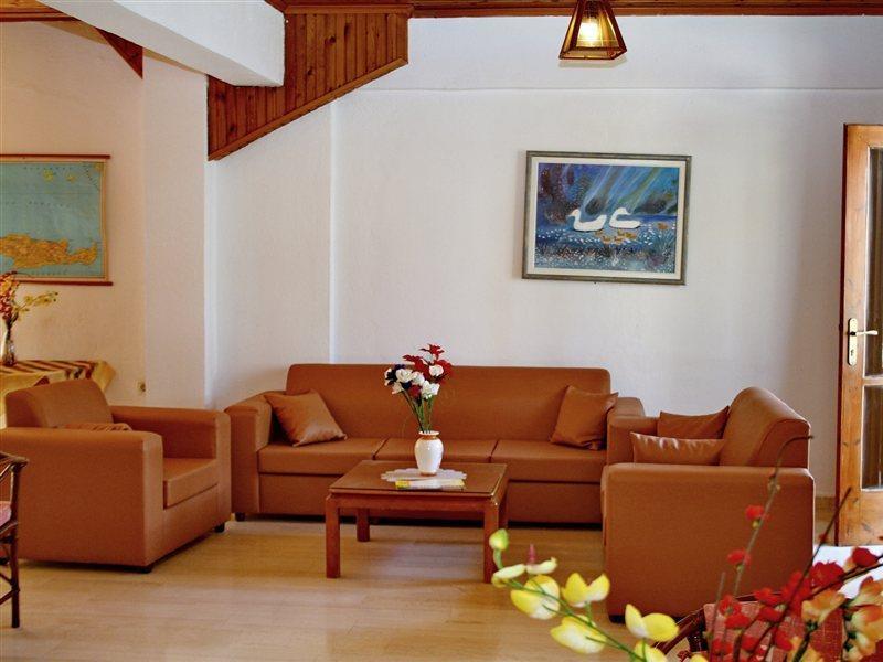 Anatoli Aparthotel