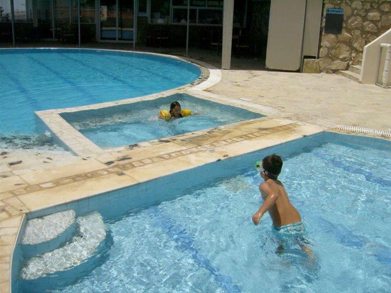 Creta Aparthotel