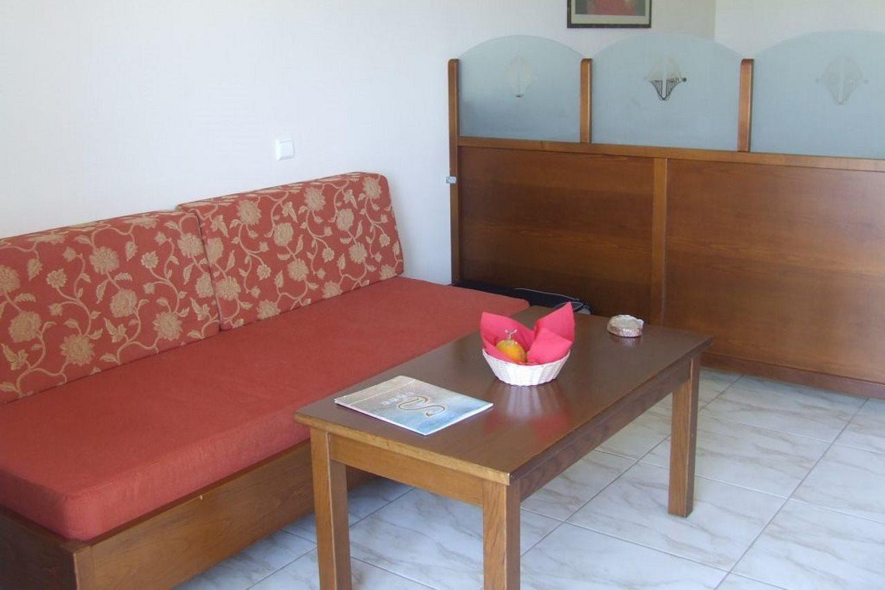 Sea View Apartment *
