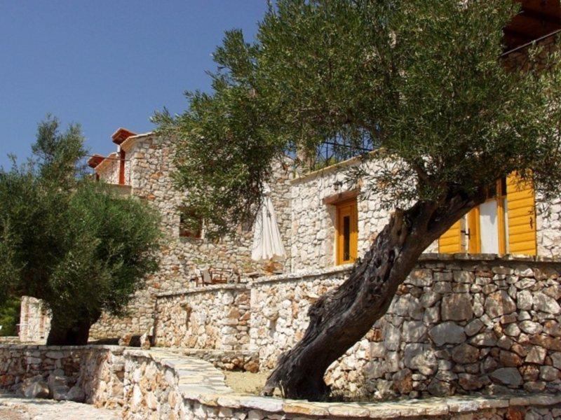 Revera Traditional Stone Villas, & *