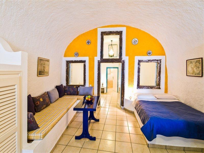 Chic Santorini