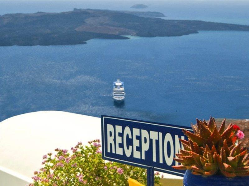 Chic Santorini