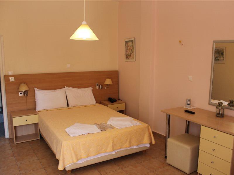 Hotel Aggelos Agios Andreas (Messenia)