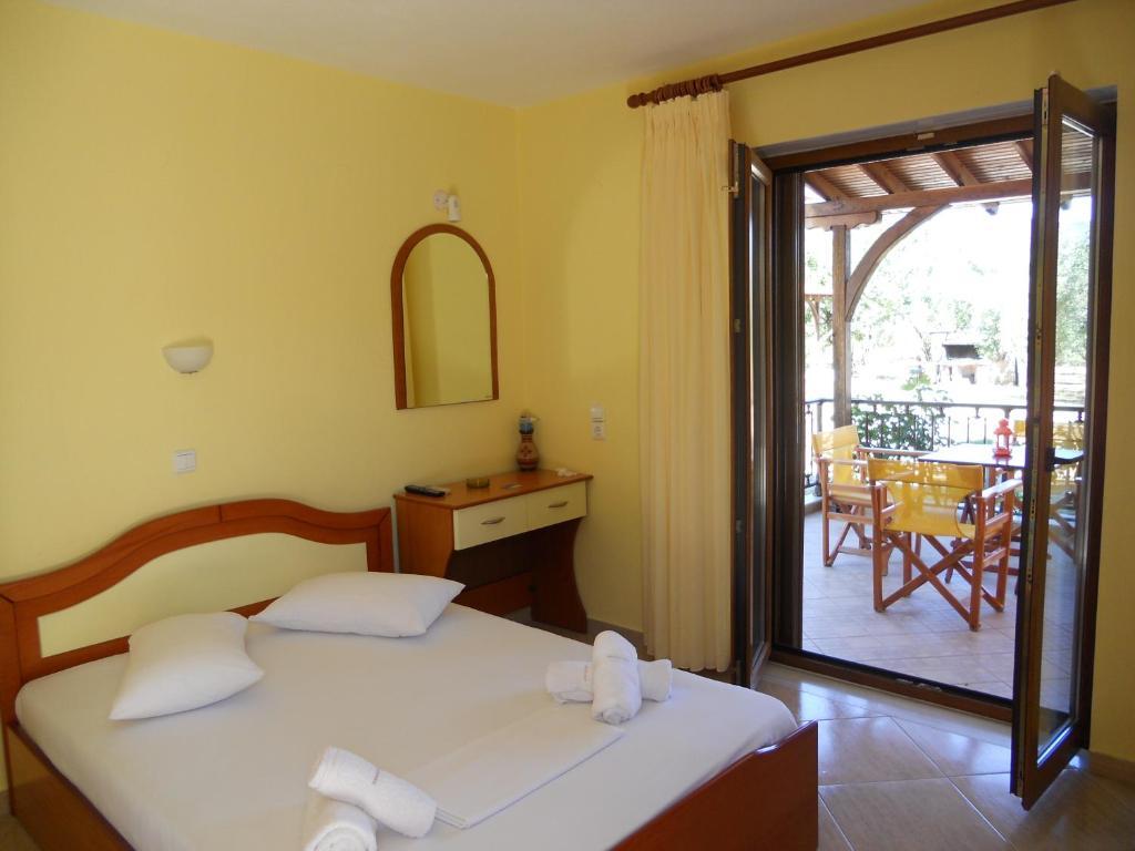 Alexandros Apartment