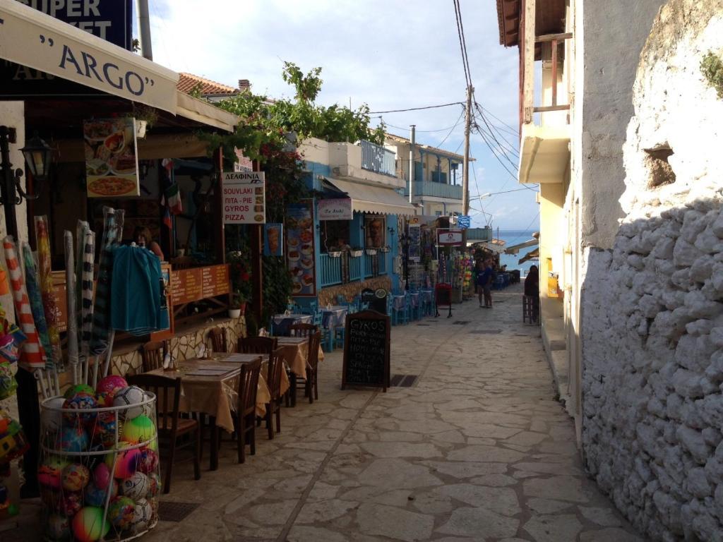 Konstantina Studios Agios Nikitas