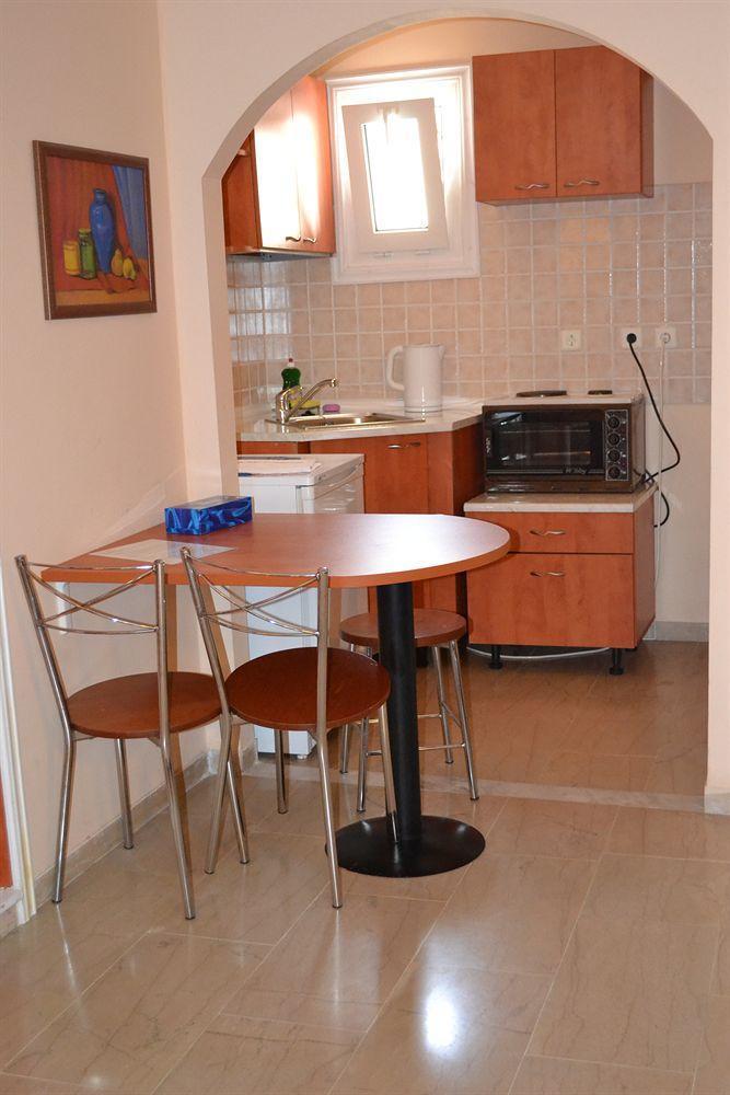 Apartment Aliki's Comfortable Holiday Apartments-great Location *