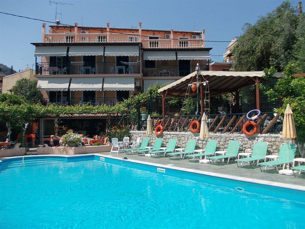 Argo Pool & Bar 2* Benitses (Corfu)