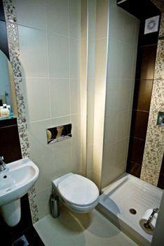 Hotel Rg Status 3*