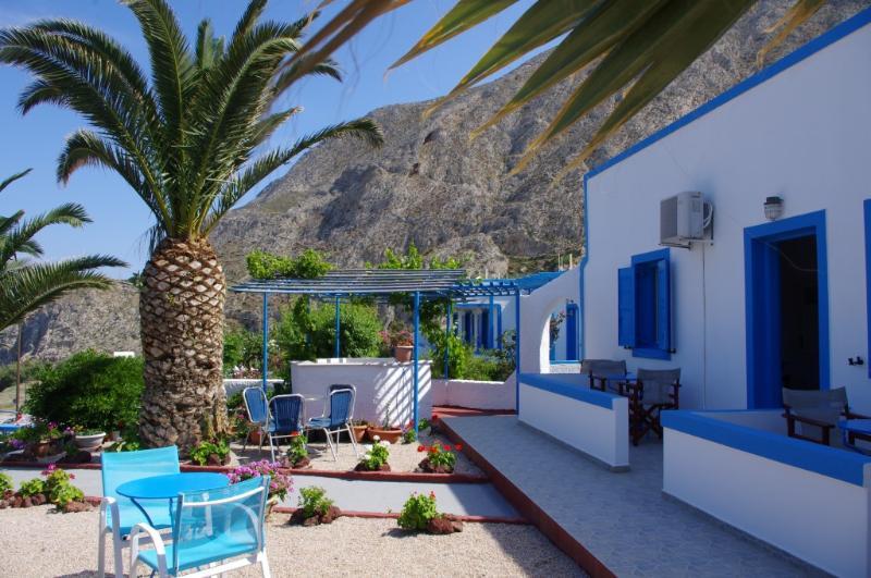 Ancient Thera Aparthotel 2*
