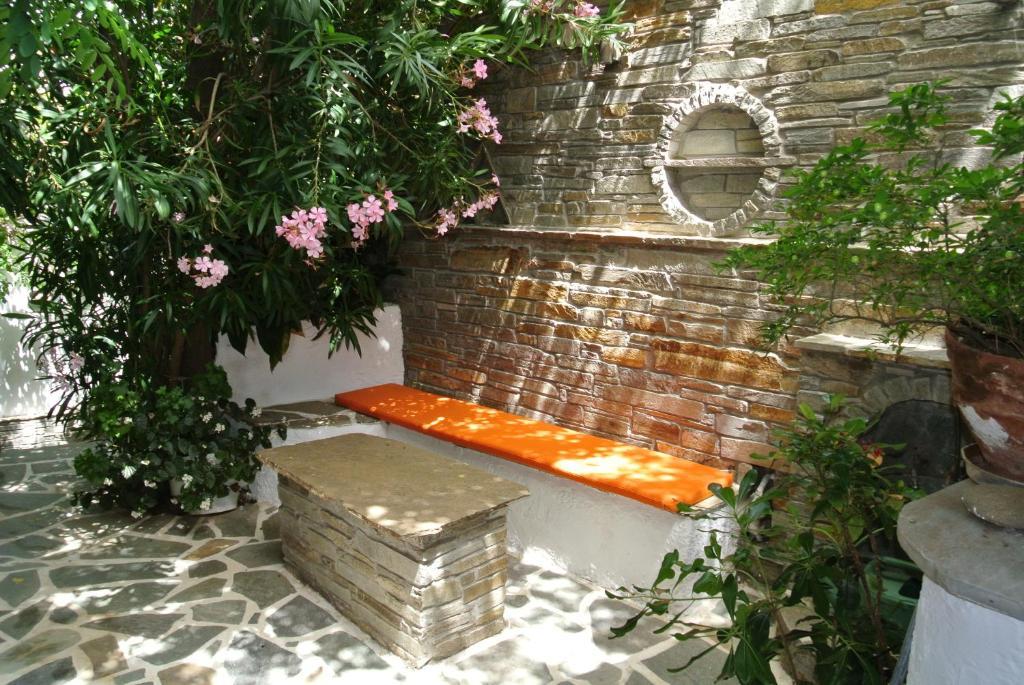 Meltemi Aparthotel Batsi (Andros)