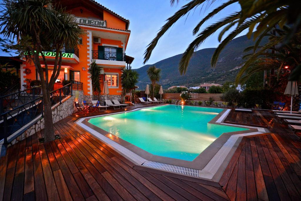 Odeon 3* Vasiliki (Lefkada)