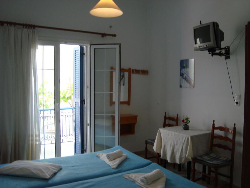 Vakhos Hotel