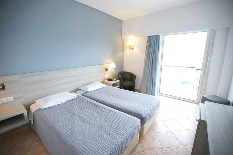 Oceanis Hotel 3*