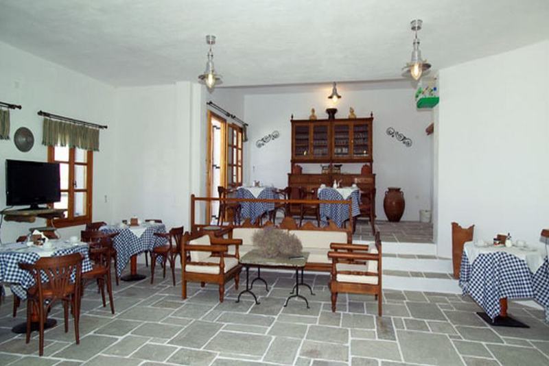 Aeolos Beach Hotel Karavostasis (Folegandros)