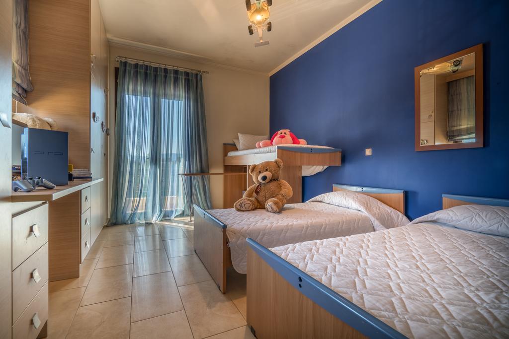Holiday home Athena's - Ideal For Large Groups, By Zantewize