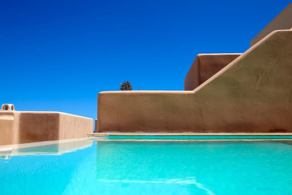 Voreina Gallery Aparthotel 4*