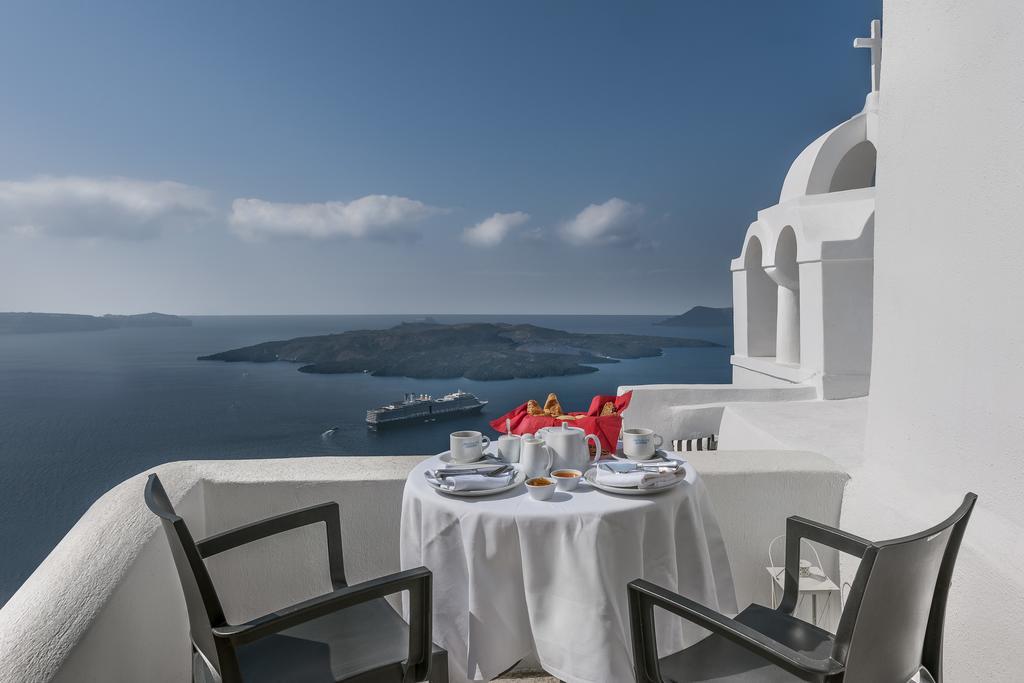 Aigialos Luxury Traditional Settlement Hotel Fira (Santorini)
