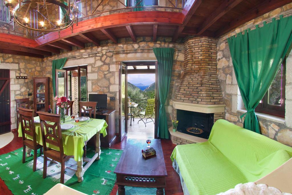 Pilikas Luxury Villa
